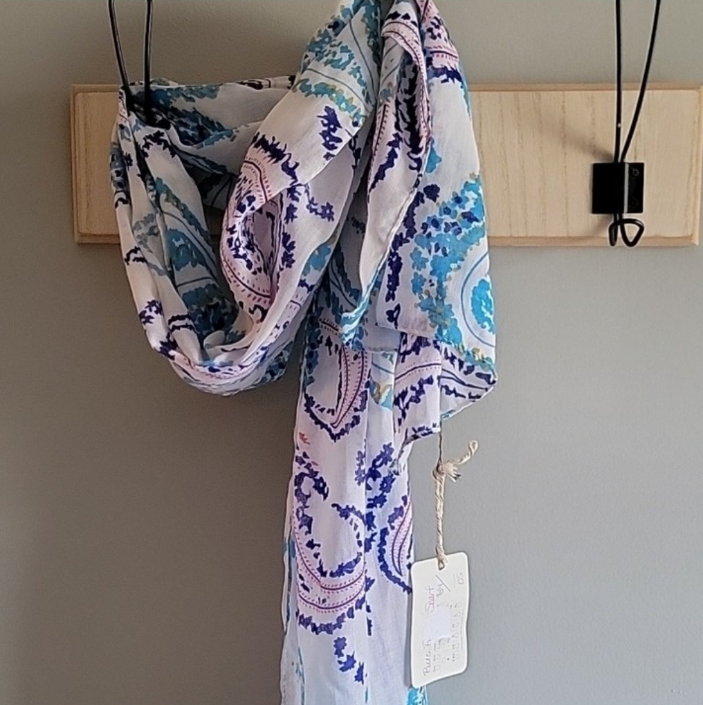 NWT Matilda Jane Floral Blue and White Scarf